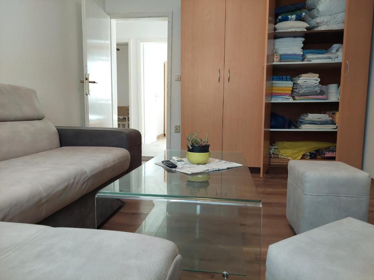 Apartment Galeb Lukovo Šugarje Exterior foto