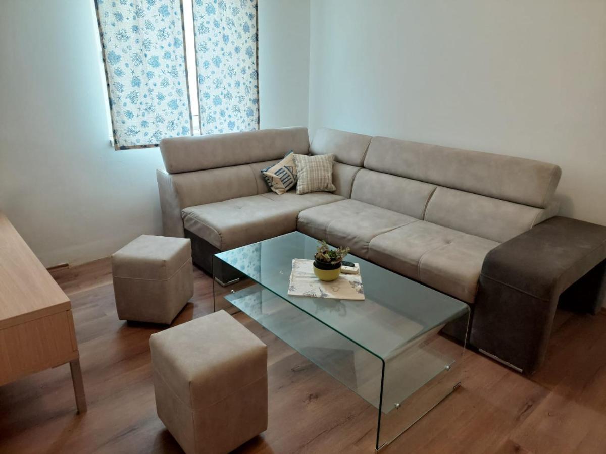 Apartment Galeb Lukovo Šugarje Exterior foto