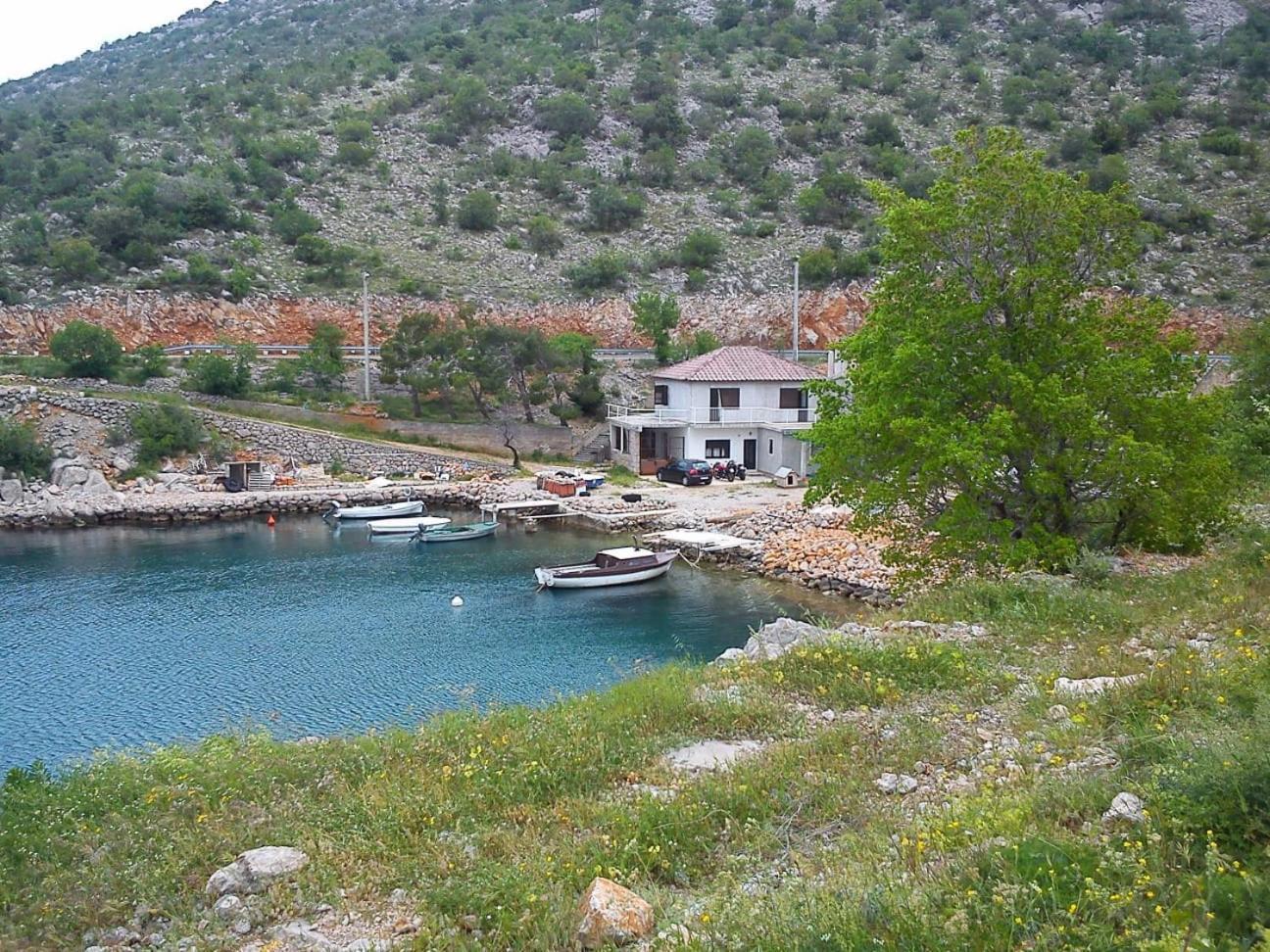 Apartment Galeb Lukovo Šugarje Exterior foto
